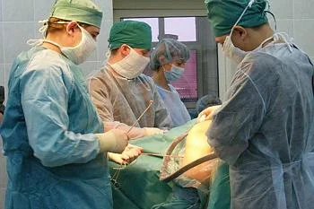 Хирурги областной больницы внедряют в практику современные технологии Хирурги областной больницы внедряют в практику современные технологии