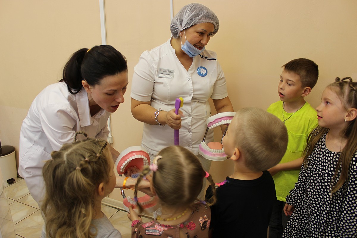 Врачи Городской детской стоматологической поликлиники организовали праздник для пациентов
